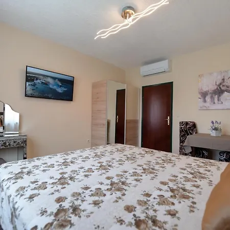 Apartmani Tome Apartment